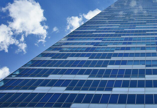 Construcție Fațade Ventilate 20 Integrarea panourilor solare în fațadele moderne