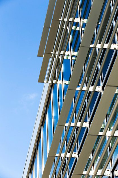 Avantajele utilizării aluminiului în construcția fațadelor